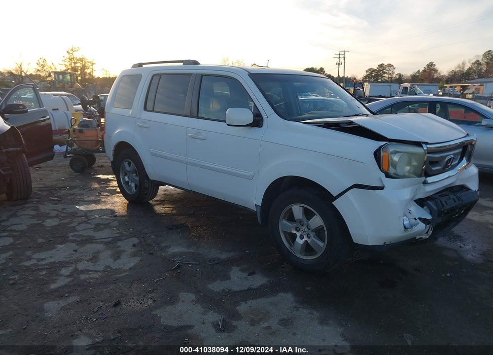 2011 HONDA PILOT EX-L VIN: 5FNYF3H56BB014802