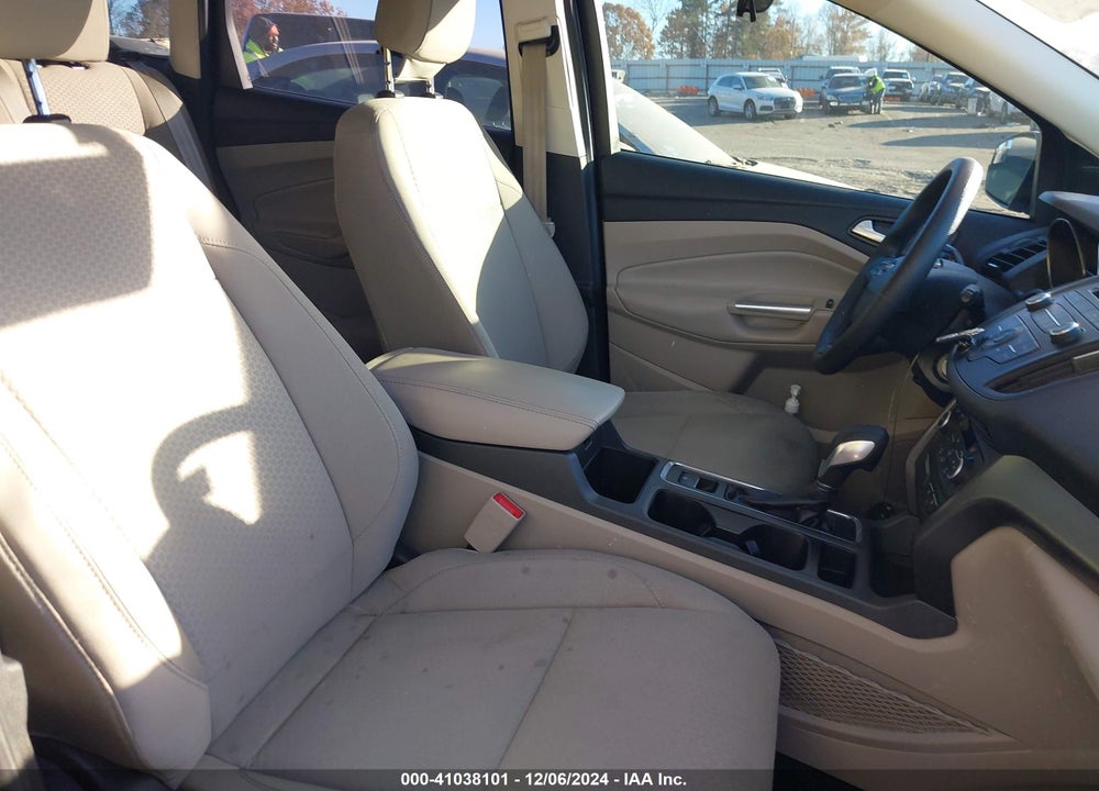 2018 FORD ESCAPE SE VIN: 1FMCU0GD8JUB26929