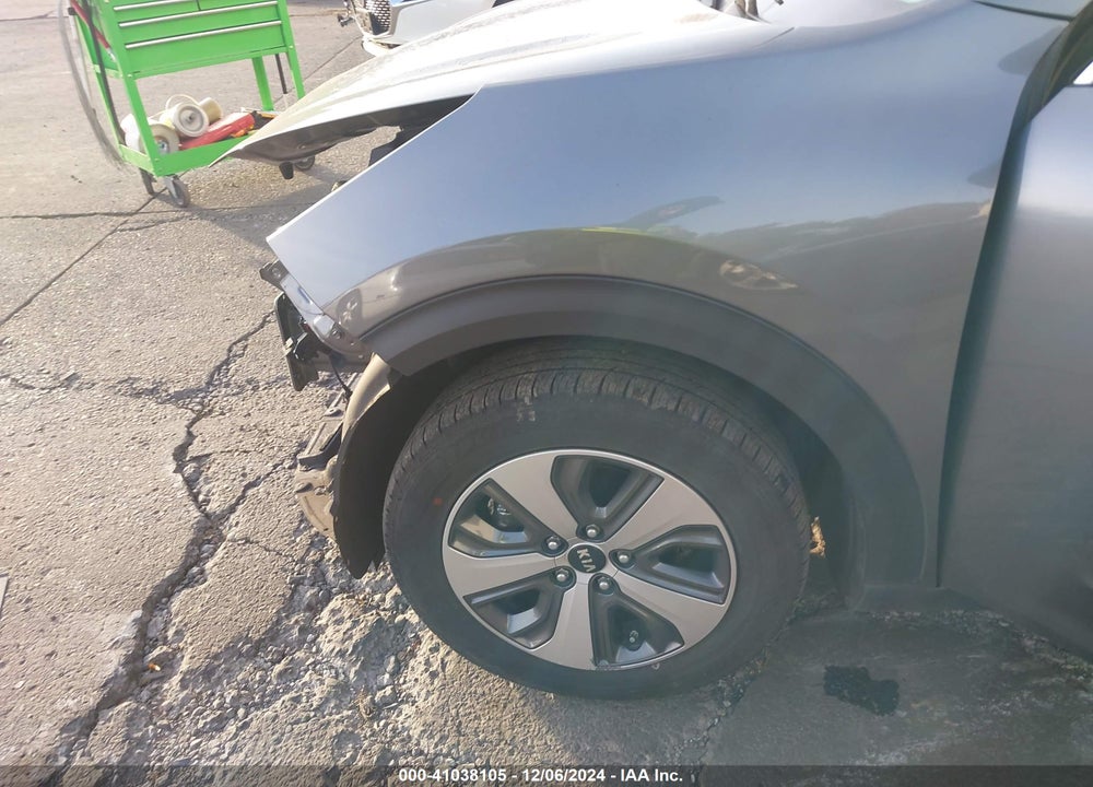 2018 KIA NIRO LX VIN: KNDCB3LC7J5201168