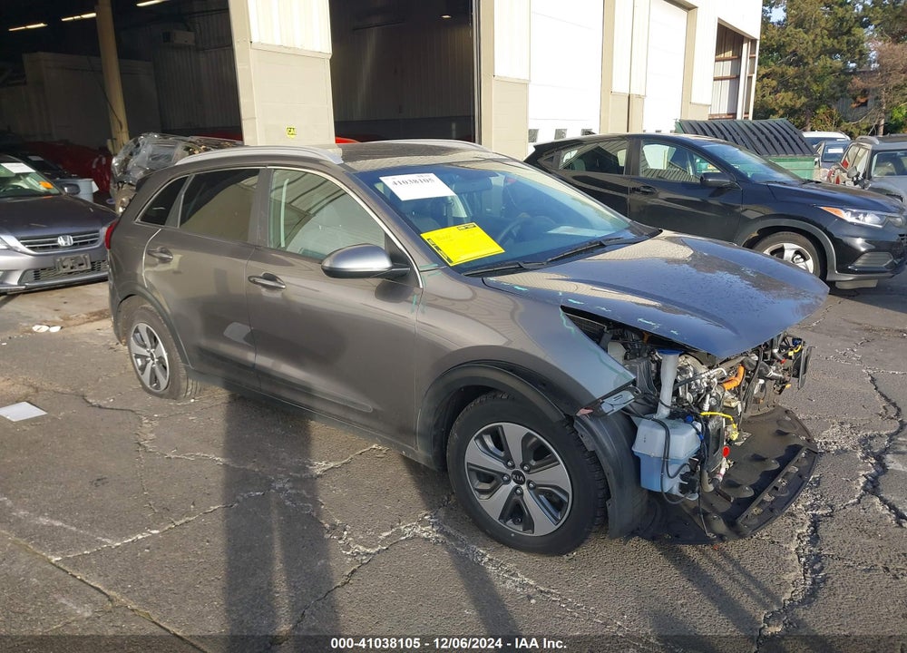 2018 KIA NIRO LX VIN: KNDCB3LC7J5201168