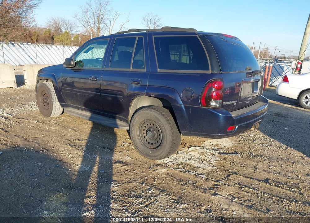 2007 CHEVROLET TRAILBLAZER LT VIN: 1GNDT13S572199676