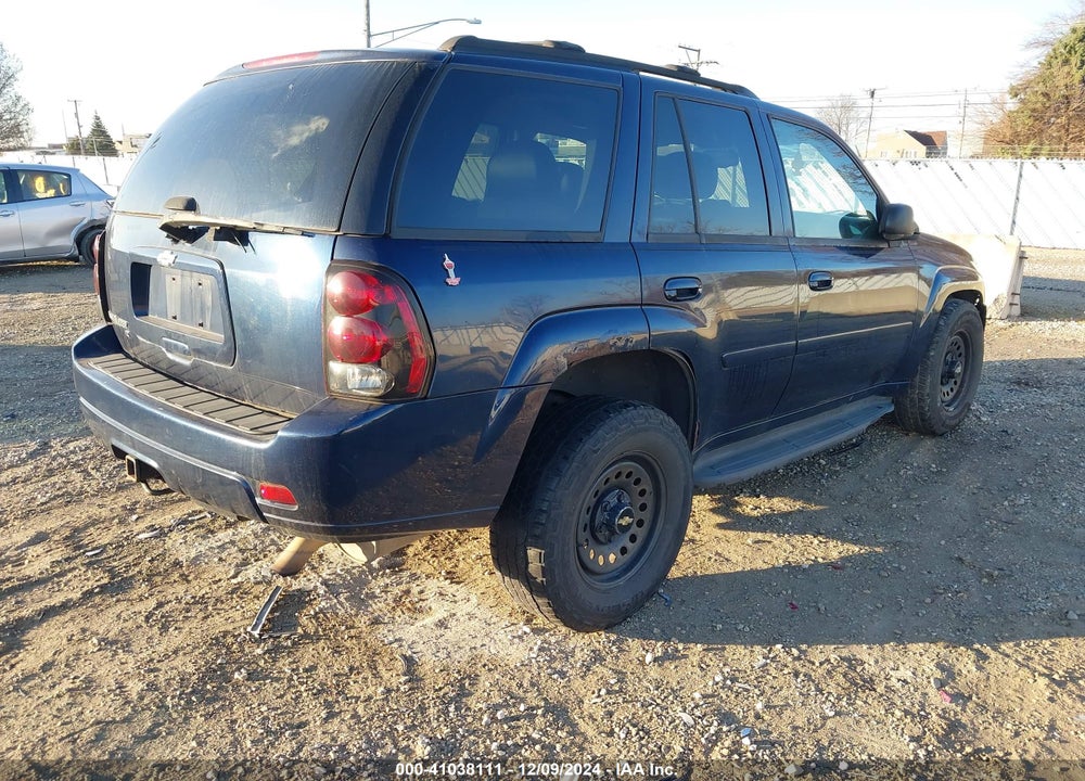 2007 CHEVROLET TRAILBLAZER LT VIN: 1GNDT13S572199676