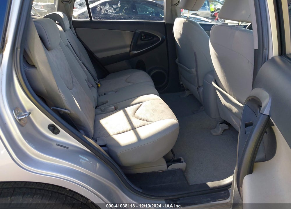 2011 TOYOTA RAV4 VIN: 2T3ZF4DV8BW069553