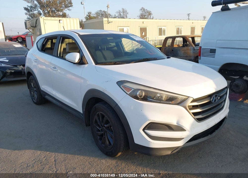 2016 HYUNDAI TUCSON SE VIN: KM8J23A42GU126571