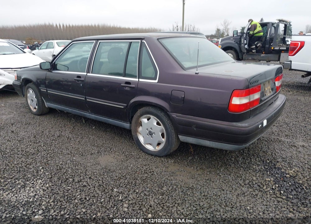 1997 VOLVO 960 VIN: YV1KS9601V1115247