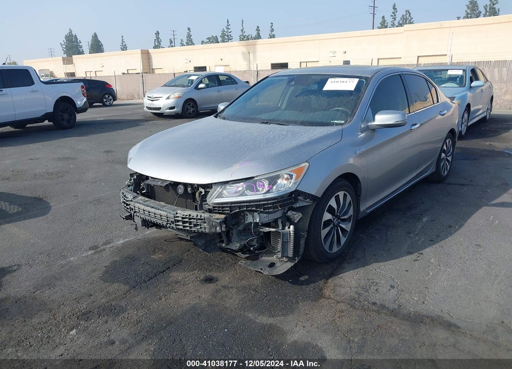 2017 HONDA ACCORD HYBRID EX-L VIN: JHMCR6F5XHC024937