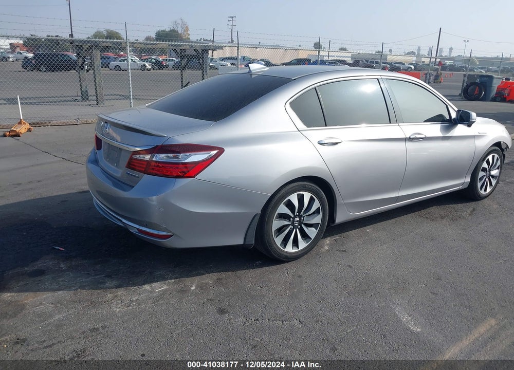 2017 HONDA ACCORD HYBRID EX-L VIN: JHMCR6F5XHC024937