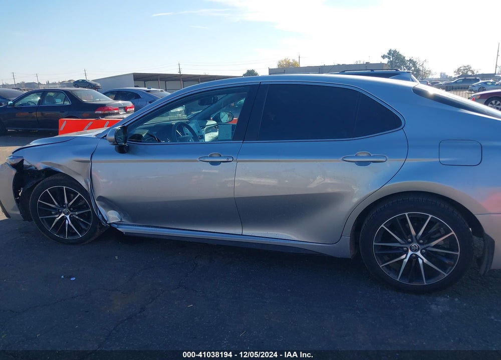 2022 TOYOTA CAMRY SE VIN: 4T1T11AK3NU630736