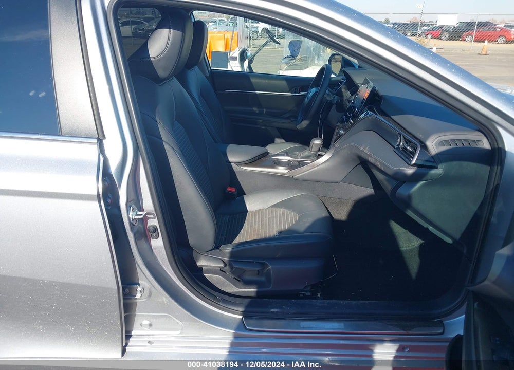 2022 TOYOTA CAMRY SE VIN: 4T1T11AK3NU630736