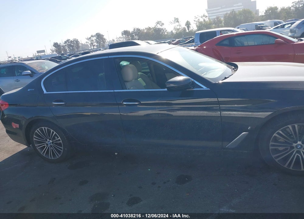 2018 BMW 530E VIN: WBAJA9C53JB033431