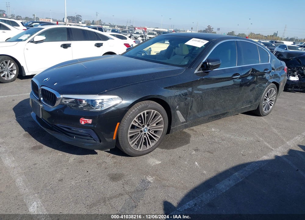 2018 BMW 530E VIN: WBAJA9C53JB033431