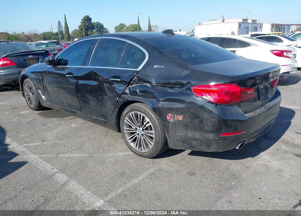 2018 BMW 530E VIN: WBAJA9C53JB033431
