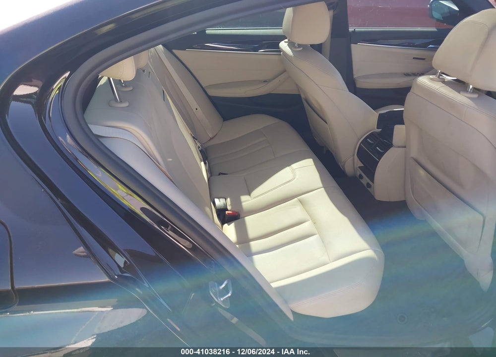 2018 BMW 530E VIN: WBAJA9C53JB033431