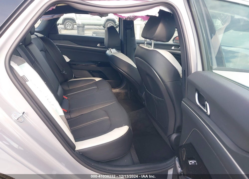 2025 KIA K5 GT LINE VIN: KNAG64J78S5305636