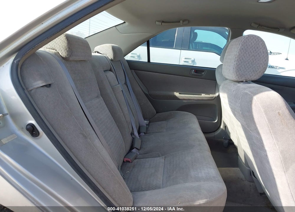 2002 TOYOTA CAMRY LE VIN: JTDBE32K320081024
