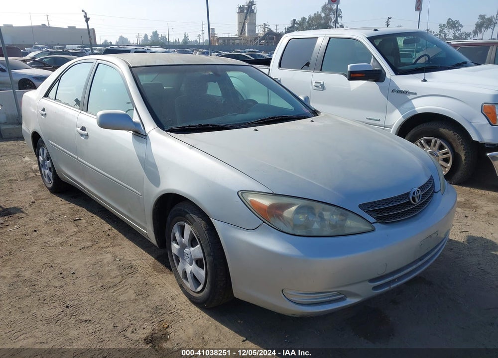 2002 TOYOTA CAMRY LE VIN: JTDBE32K320081024