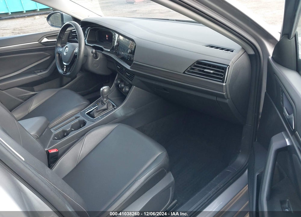 2019 VOLKSWAGEN JETTA 1.4T SEL VIN: 3VWEB7BU8KM174632