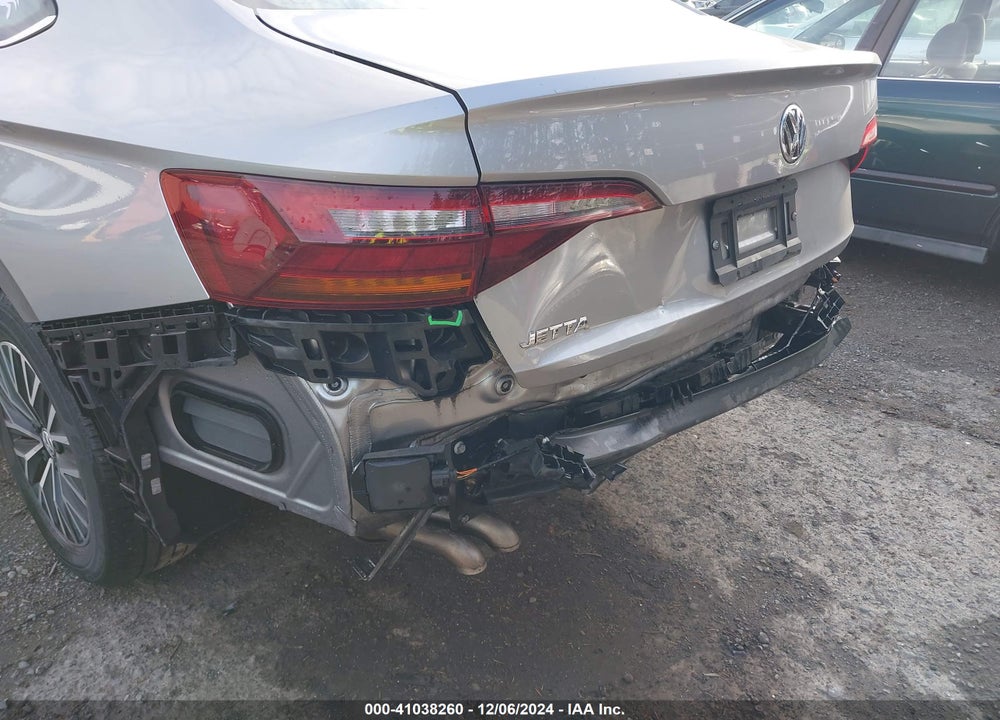 2019 VOLKSWAGEN JETTA 1.4T SEL VIN: 3VWEB7BU8KM174632