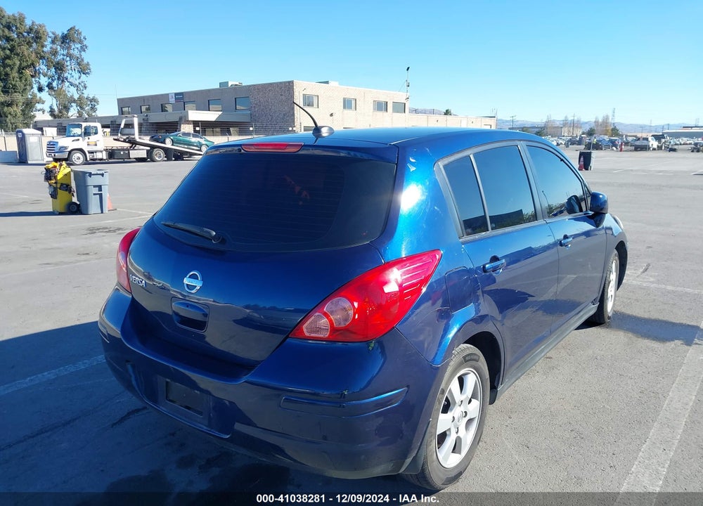 2007 NISSAN VERSA 1.8SL VIN: 3N1BC13E27L374817