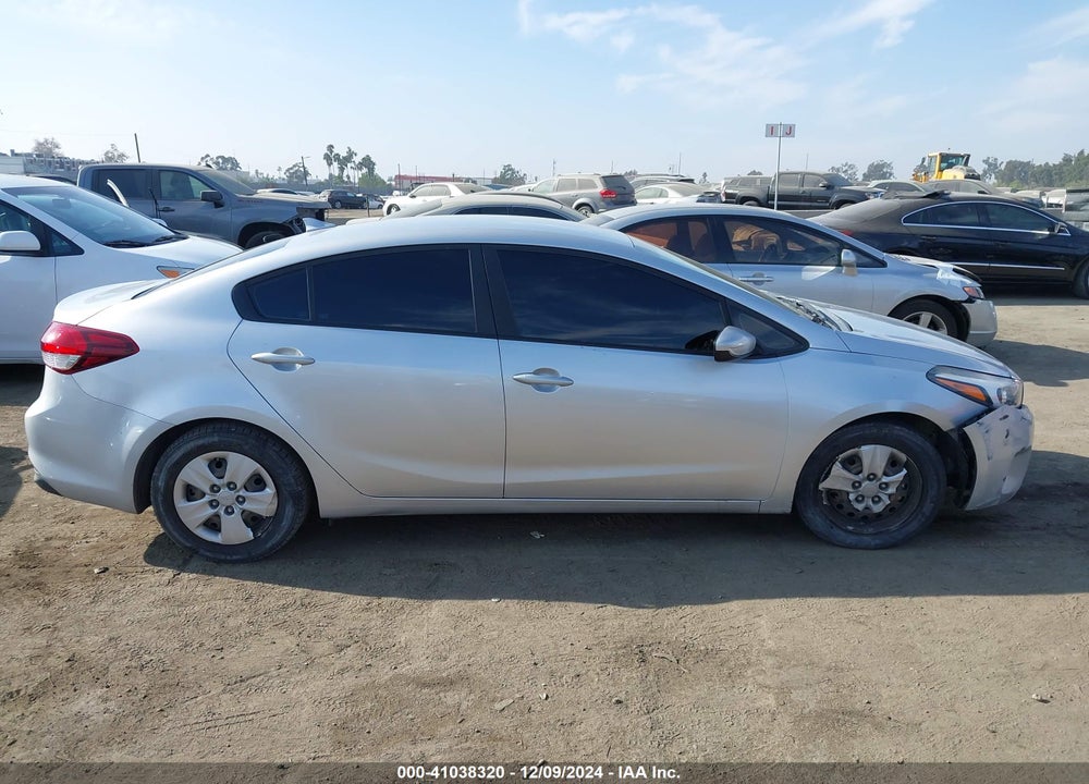 2017 KIA FORTE LX VIN: 3KPFK4A70HE026432