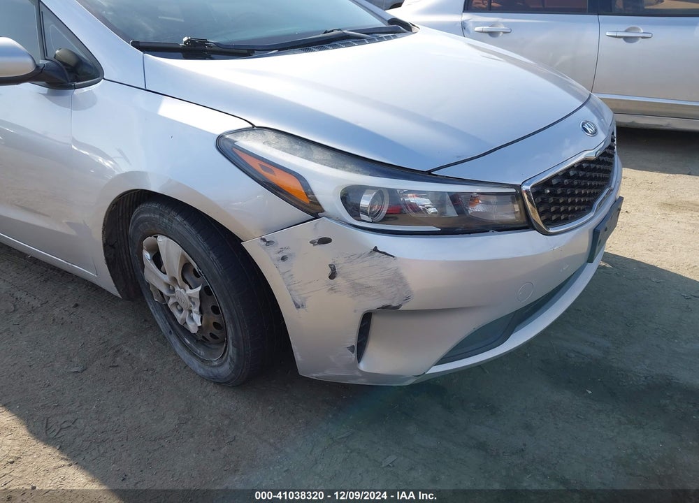 2017 KIA FORTE LX VIN: 3KPFK4A70HE026432