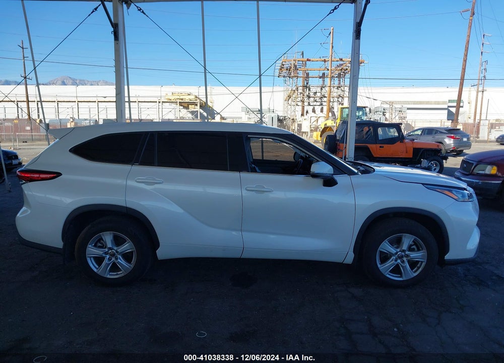 2020 TOYOTA HIGHLANDER LE VIN: 5TDZZRAH7LS013884