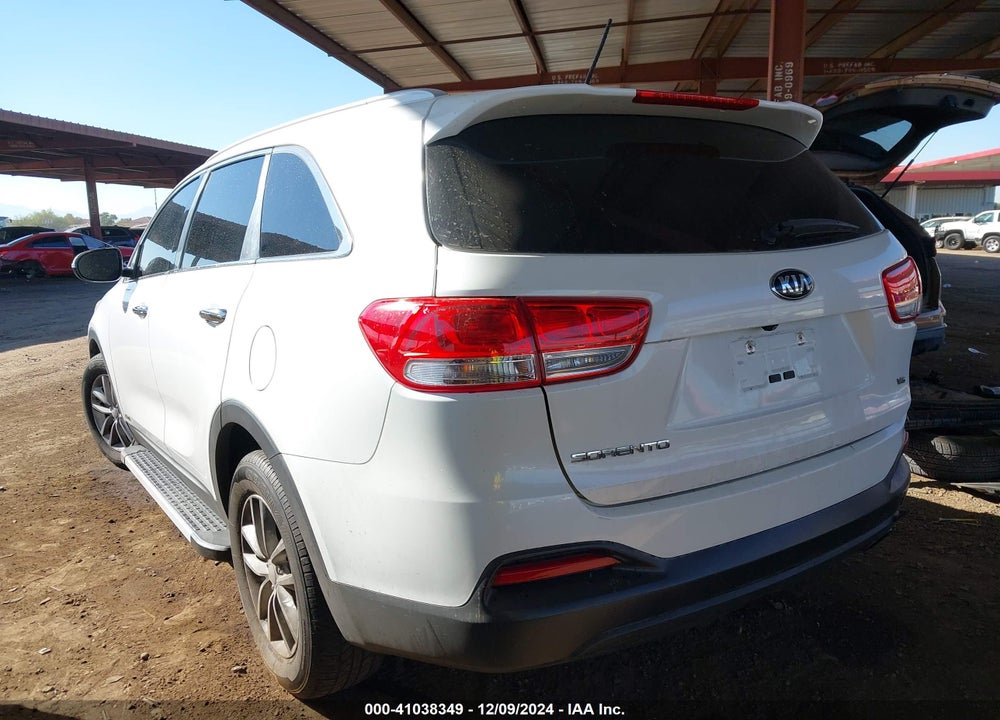 2017 KIA SORENTO 3.3L LX VIN: 5XYPGDA56HG191022