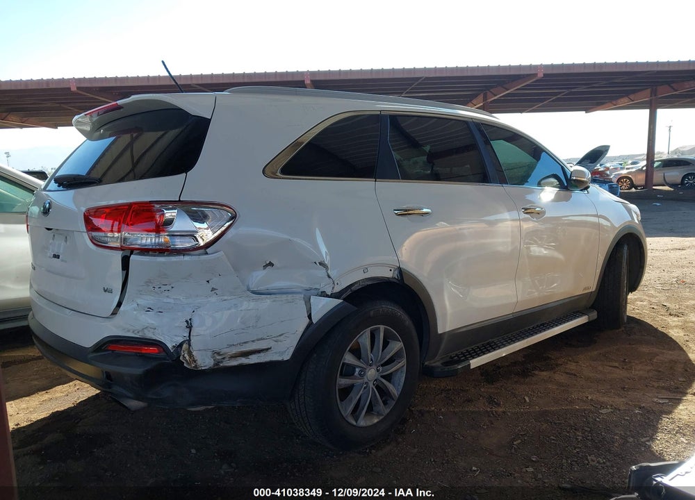 2017 KIA SORENTO 3.3L LX VIN: 5XYPGDA56HG191022