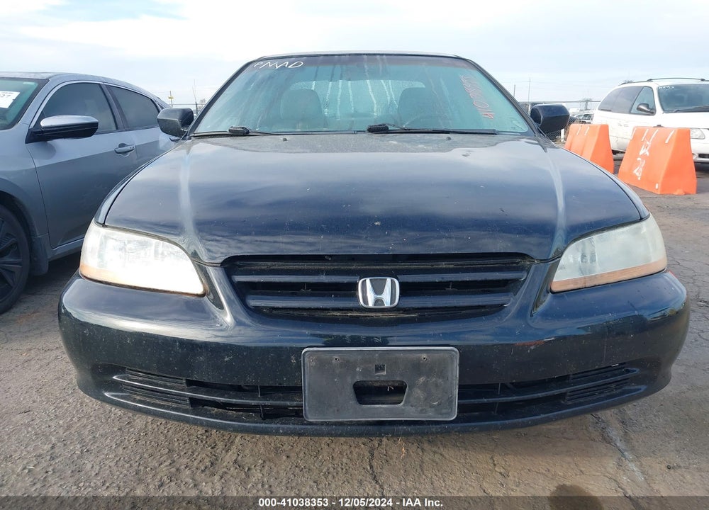 2002 HONDA ACCORD 2.3 LX VIN: 1HGCG65502A086103