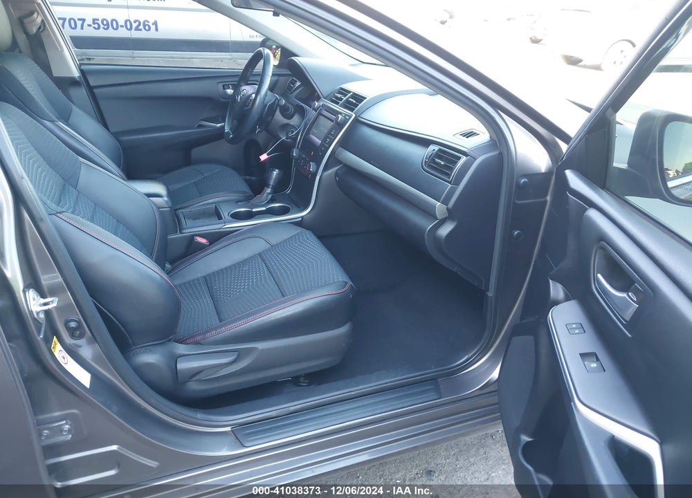 2015 TOYOTA CAMRY SE VIN: 4T1BF1FK4FU047938