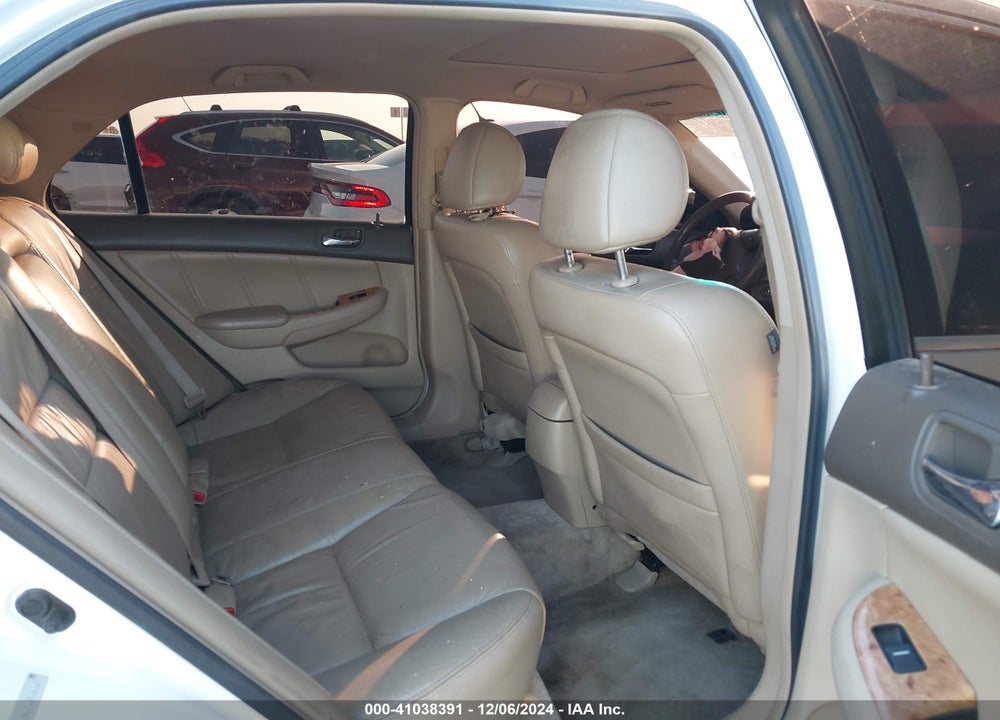2005 HONDA ACCORD 2.4 EX VIN: 1HGCM56875A068617