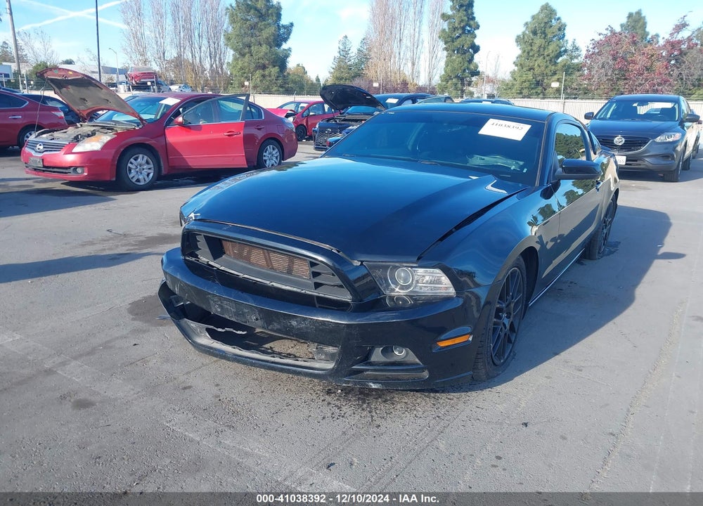2014 FORD MUSTANG V6 VIN: 1ZVBP8AM0E5215437