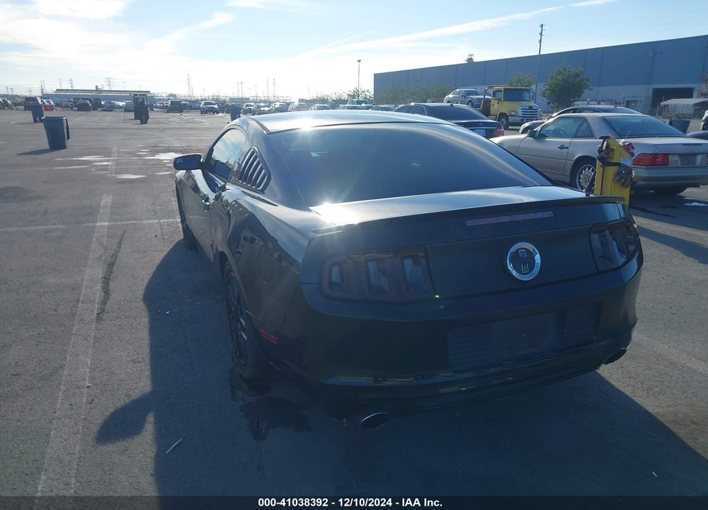 2014 FORD MUSTANG V6 VIN: 1ZVBP8AM0E5215437