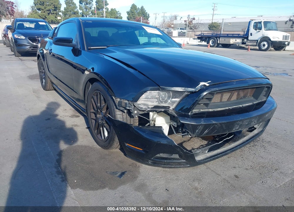 2014 FORD MUSTANG V6 VIN: 1ZVBP8AM0E5215437