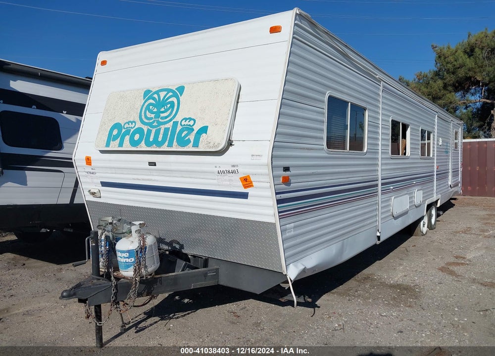 2001 FLEETWOOD PROWL 37D VIN: 1EC1D392X11584699