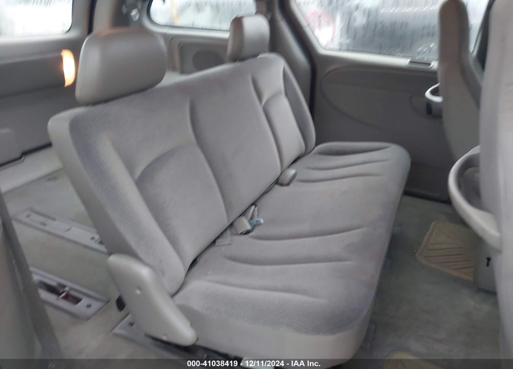 2001 DODGE CARAVAN SE VIN: 1B4GP25361B278557