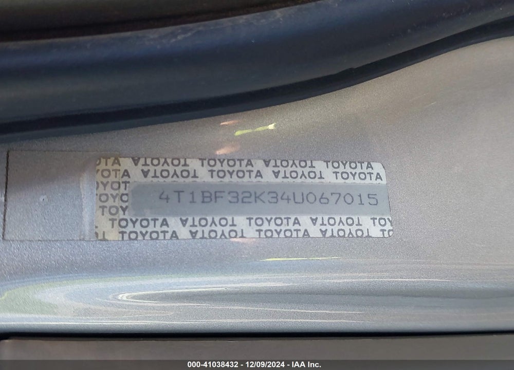 2004 TOYOTA CAMRY LE V6 VIN: 4T1BF32K34U067015