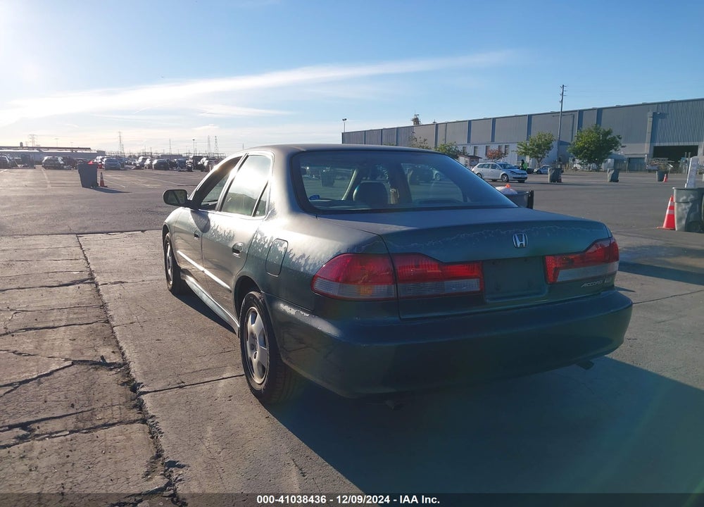 2002 HONDA ACCORD 3.0 EX VIN: 1HGCG16522A028530