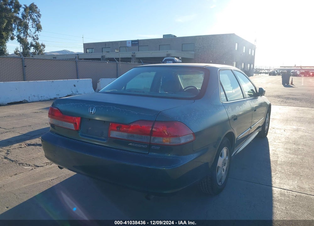 2002 HONDA ACCORD 3.0 EX VIN: 1HGCG16522A028530