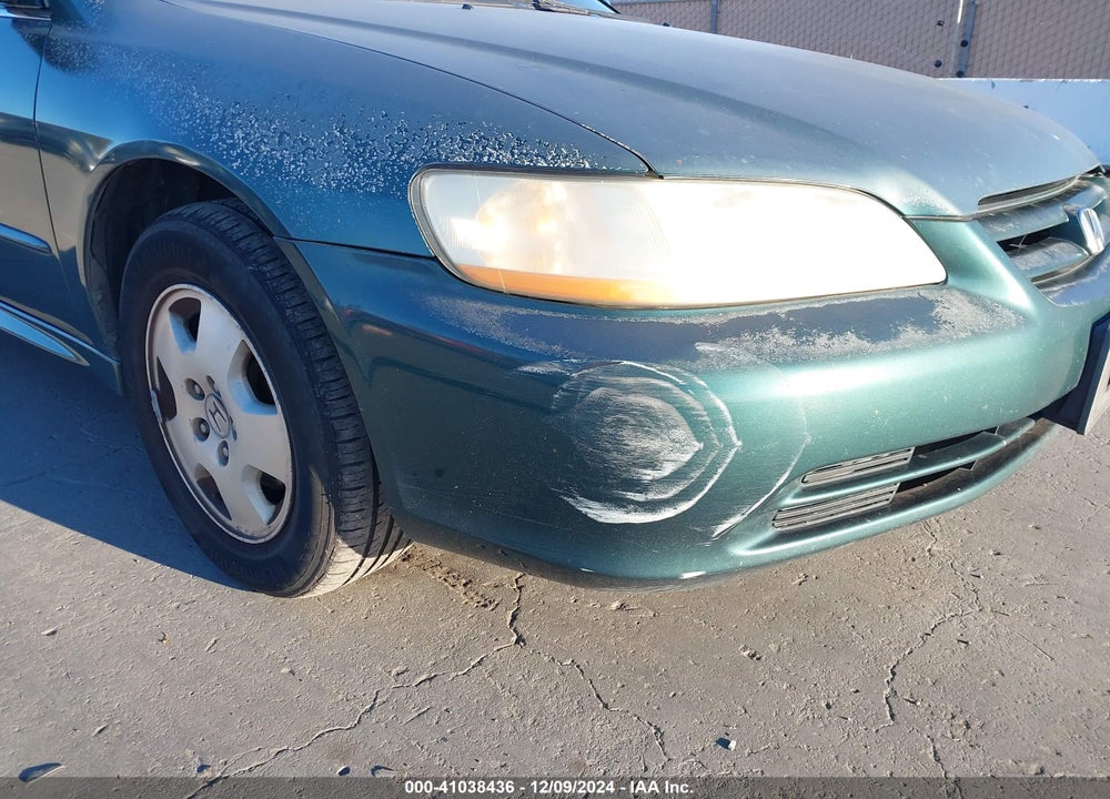 2002 HONDA ACCORD 3.0 EX VIN: 1HGCG16522A028530