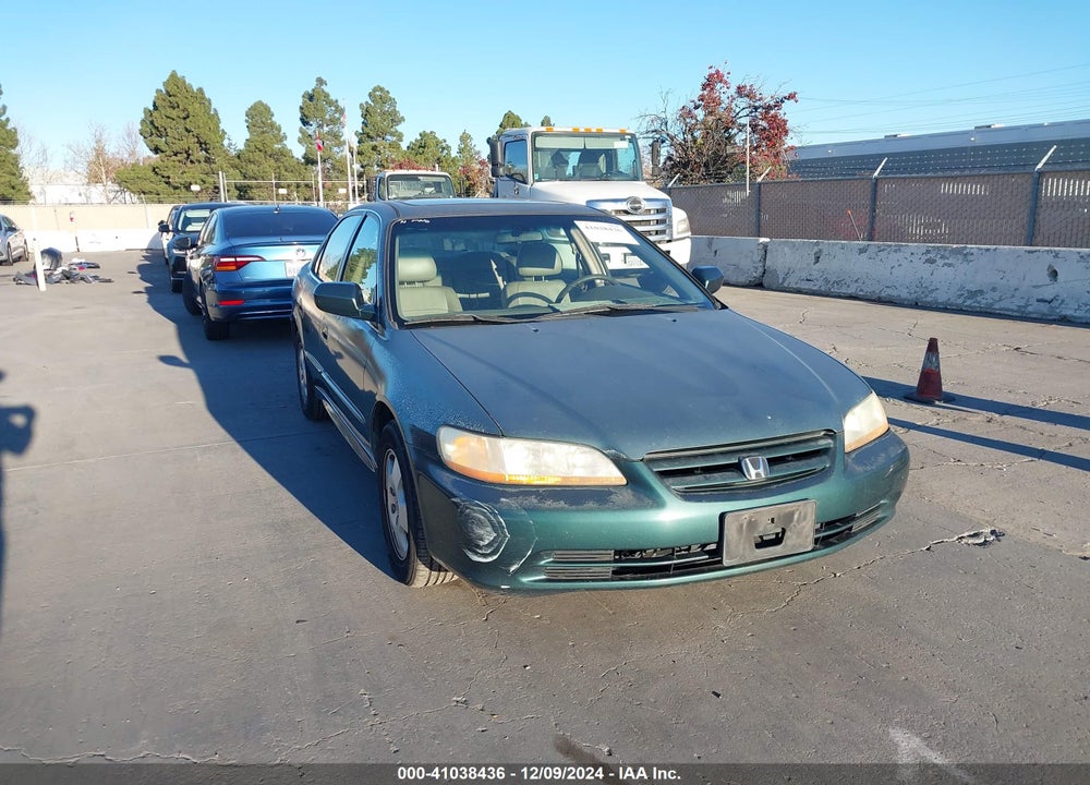 2002 HONDA ACCORD 3.0 EX VIN: 1HGCG16522A028530