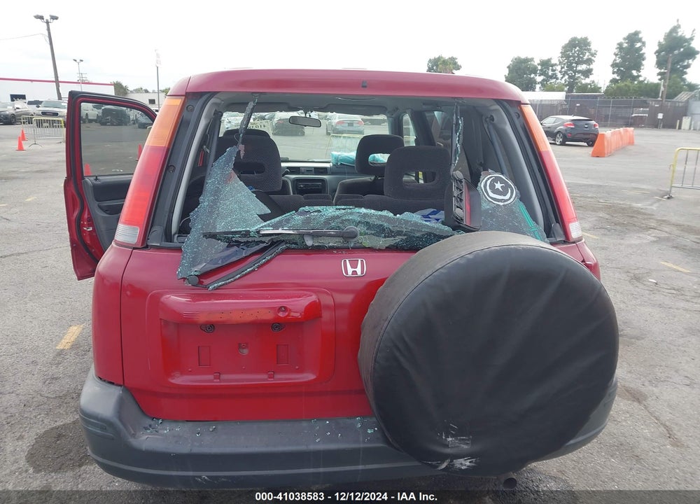 1998 HONDA CR-V LX VIN: JHLRD2843WC001118