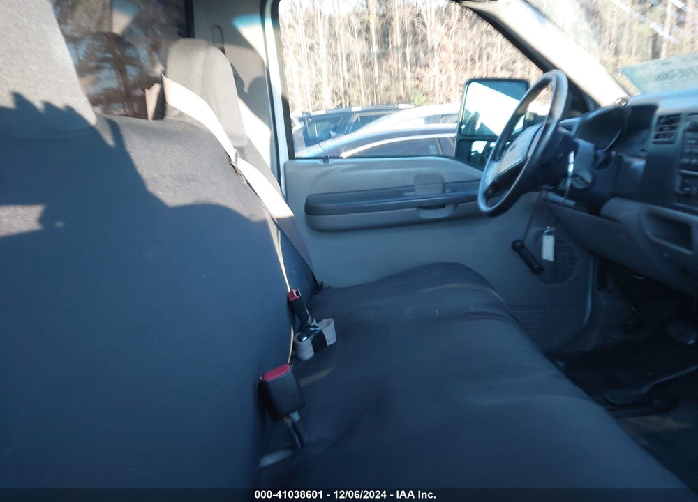 2000 FORD F-250 LARIAT/XL/XLT VIN: 1FDNF21L0YEC89531
