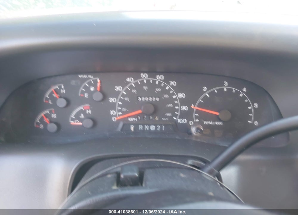2000 FORD F-250 LARIAT/XL/XLT VIN: 1FDNF21L0YEC89531