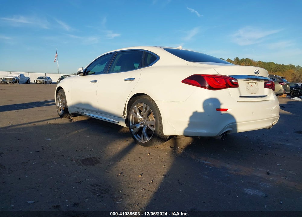 2017 INFINITI Q70L 3.7 VIN: JN1BY1PP0HM170523