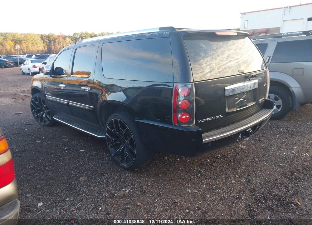 2008 GMC YUKON XL 1500 DENALI VIN: 1GKFC66808J196257