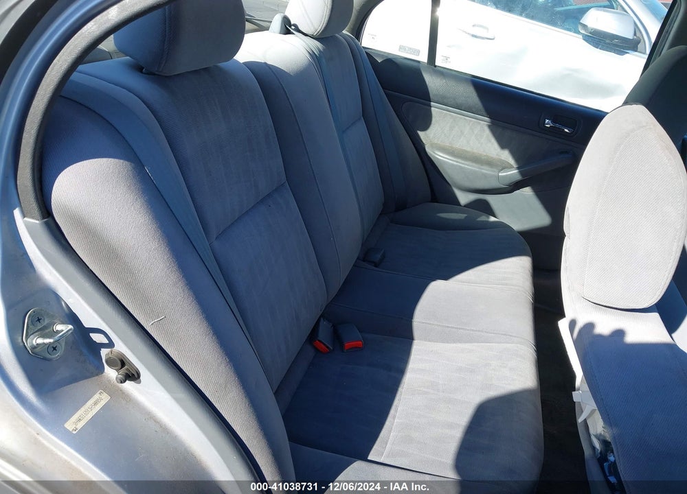 2003 HONDA CIVIC LX VIN: 2HGES165X3H583350