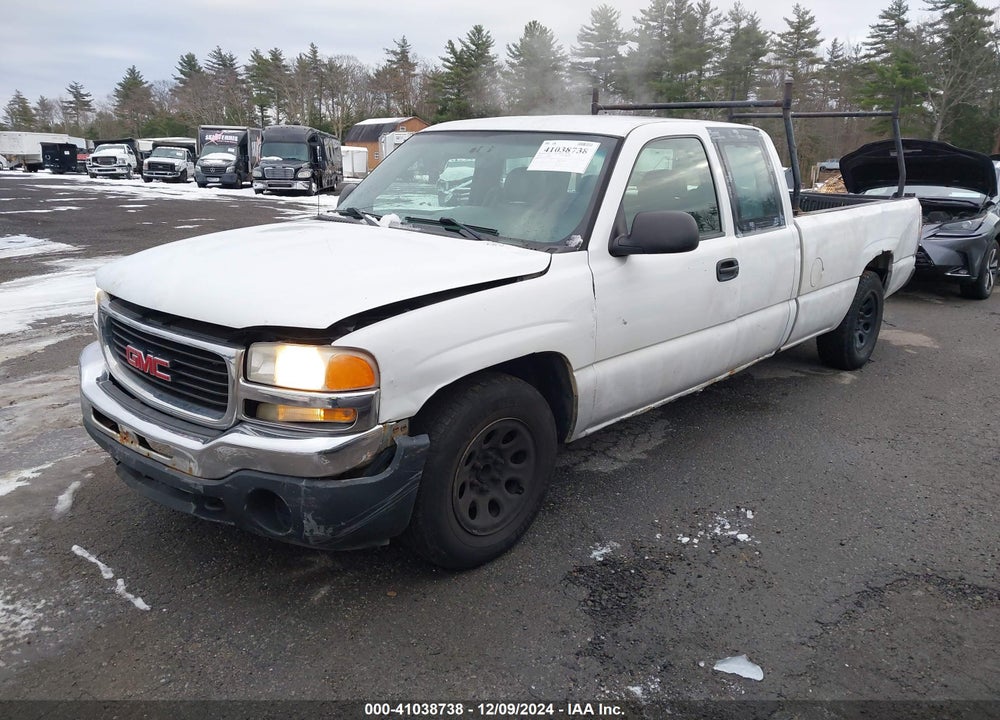 2005 GMC SIERRA 1500 WORK TRUCK VIN: 1GTEC19V55E312102