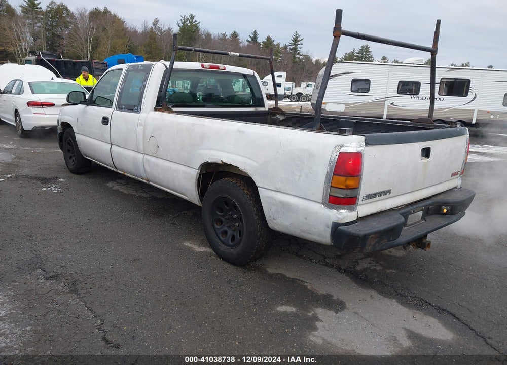 2005 GMC SIERRA 1500 WORK TRUCK VIN: 1GTEC19V55E312102
