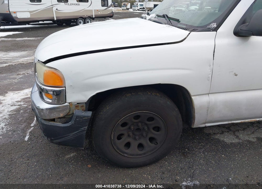 2005 GMC SIERRA 1500 WORK TRUCK VIN: 1GTEC19V55E312102